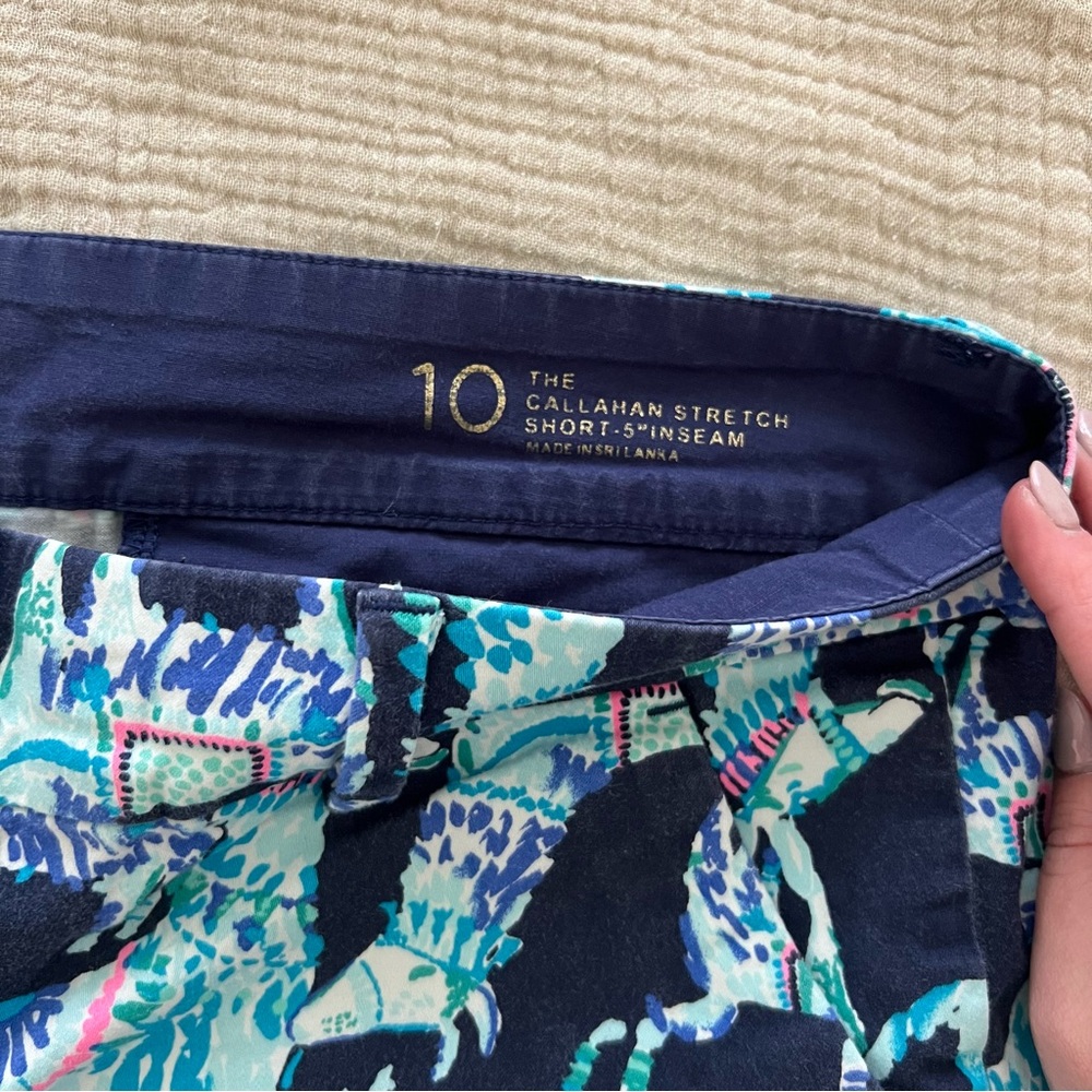 Lilly Pulitzer Callahan Shorts - Picture 2 of 3